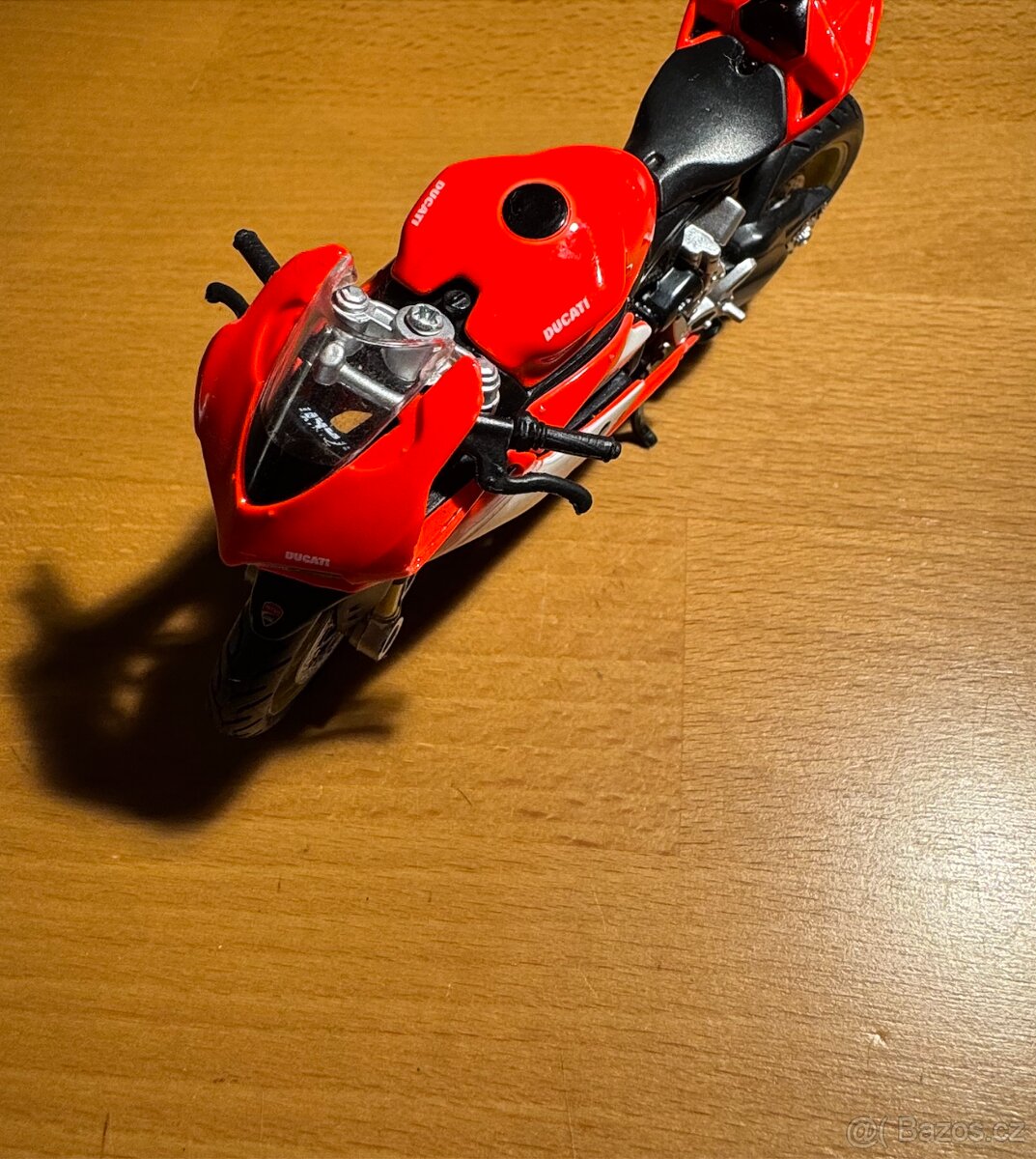 Ducati 1199 Závodní Motorka Model - 2