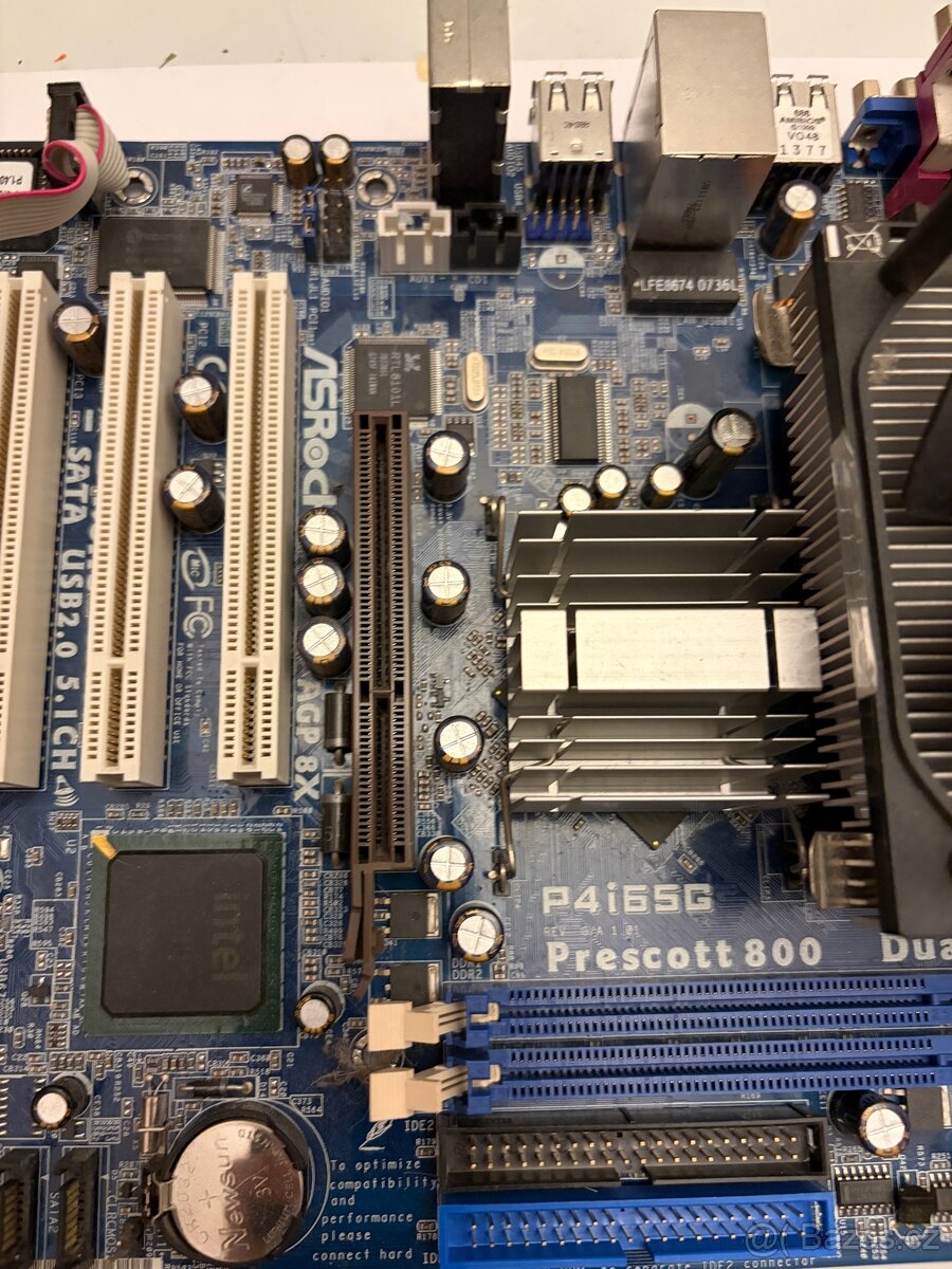 Socket 478: Pentium 4 1,8GHz, deska, chladič. Retro - 2