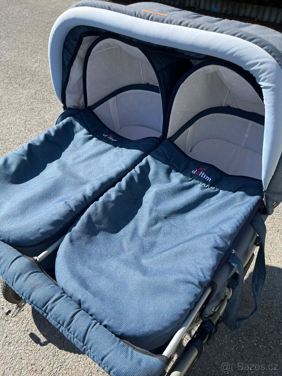 Kočárek pro dvojčata - 2