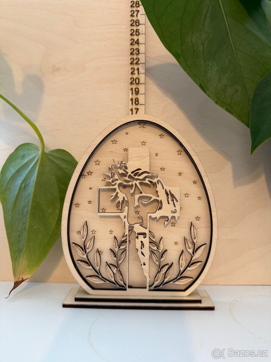 Dekorace kříž s Kristem - 2