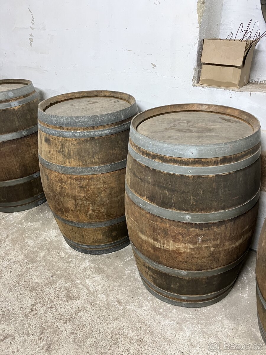 Dubové sudy - výprodej - 2