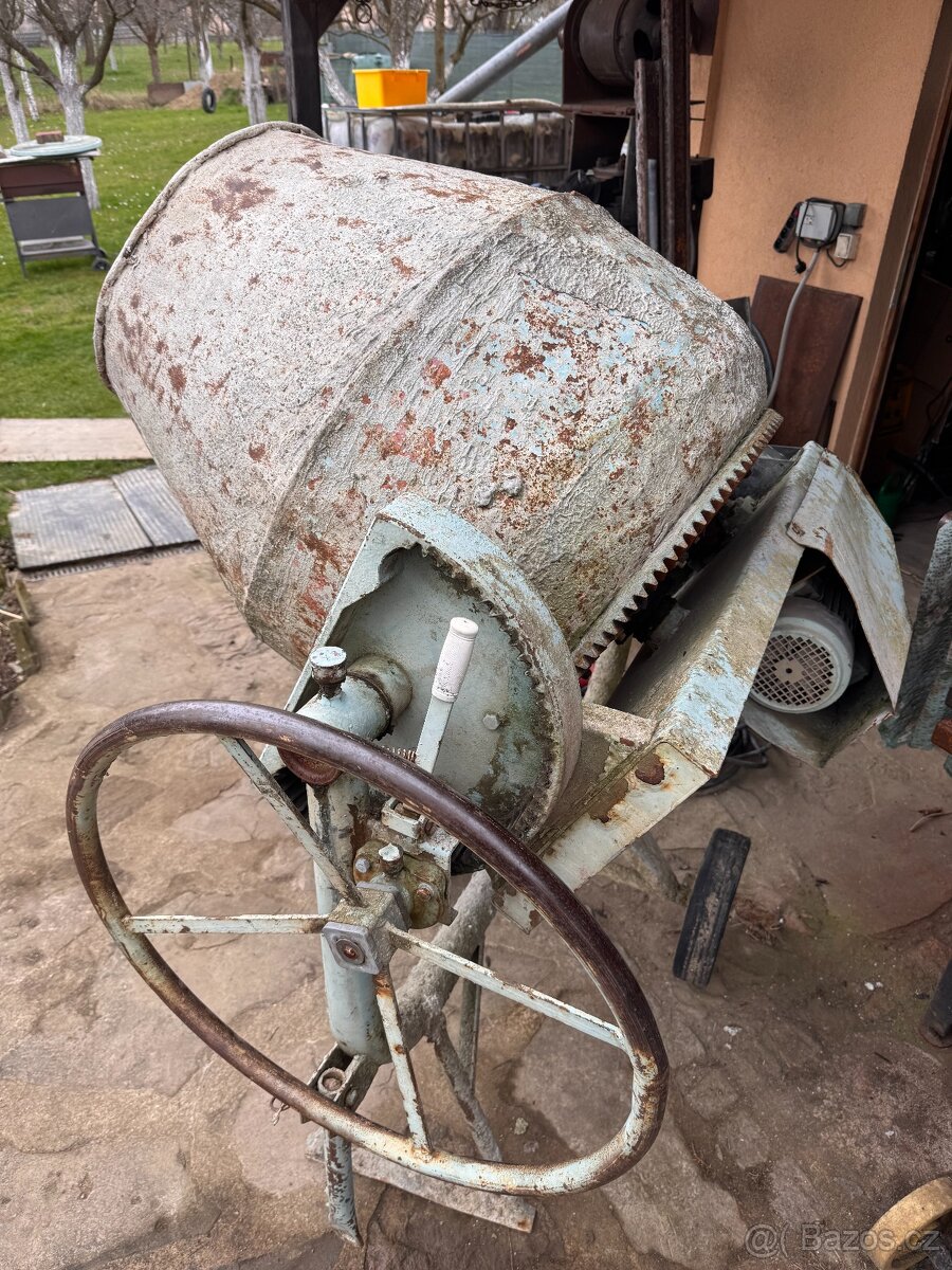 Stavební míchačka 380 V (5kolík) - 2