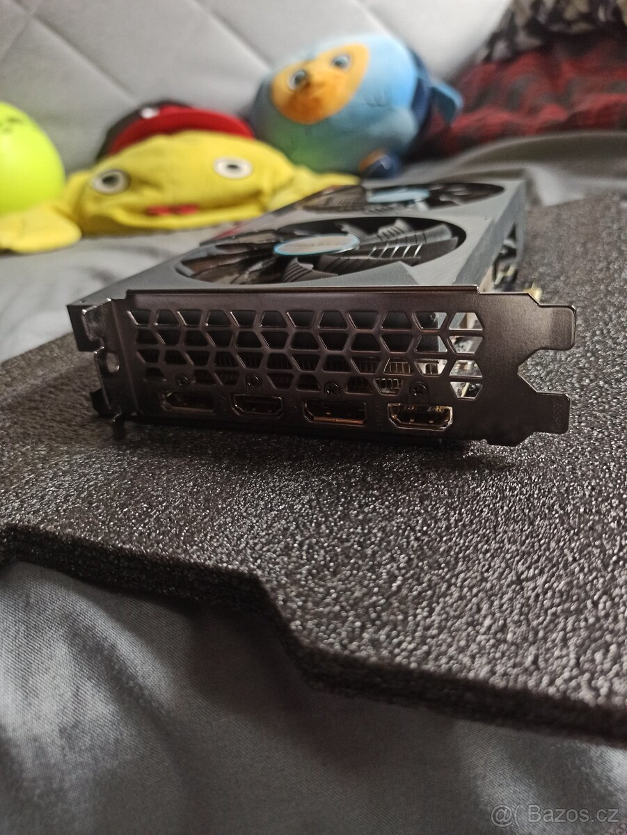 Gigabyte GeForce RTX 3060 EAGLE OC 12GB GDDR6 - 2