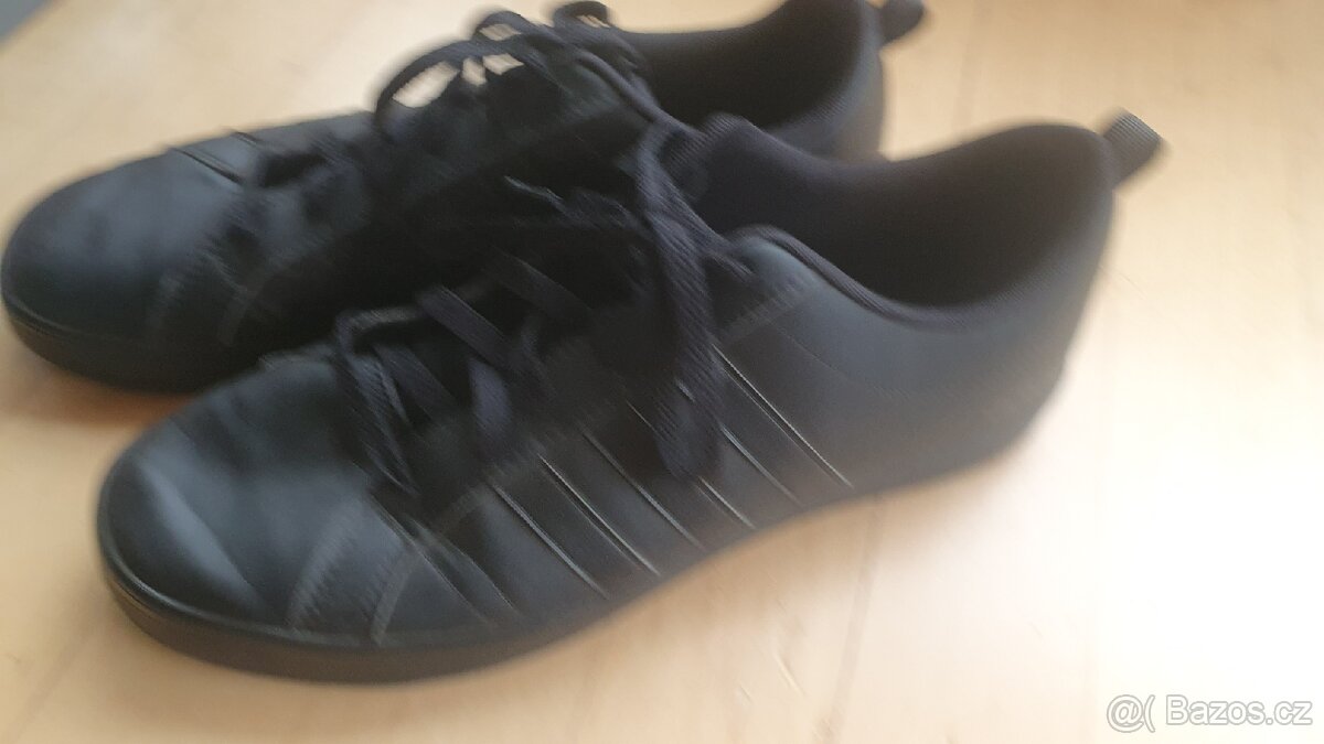 Volnočasové boty Adidas, EU 42 - 2
