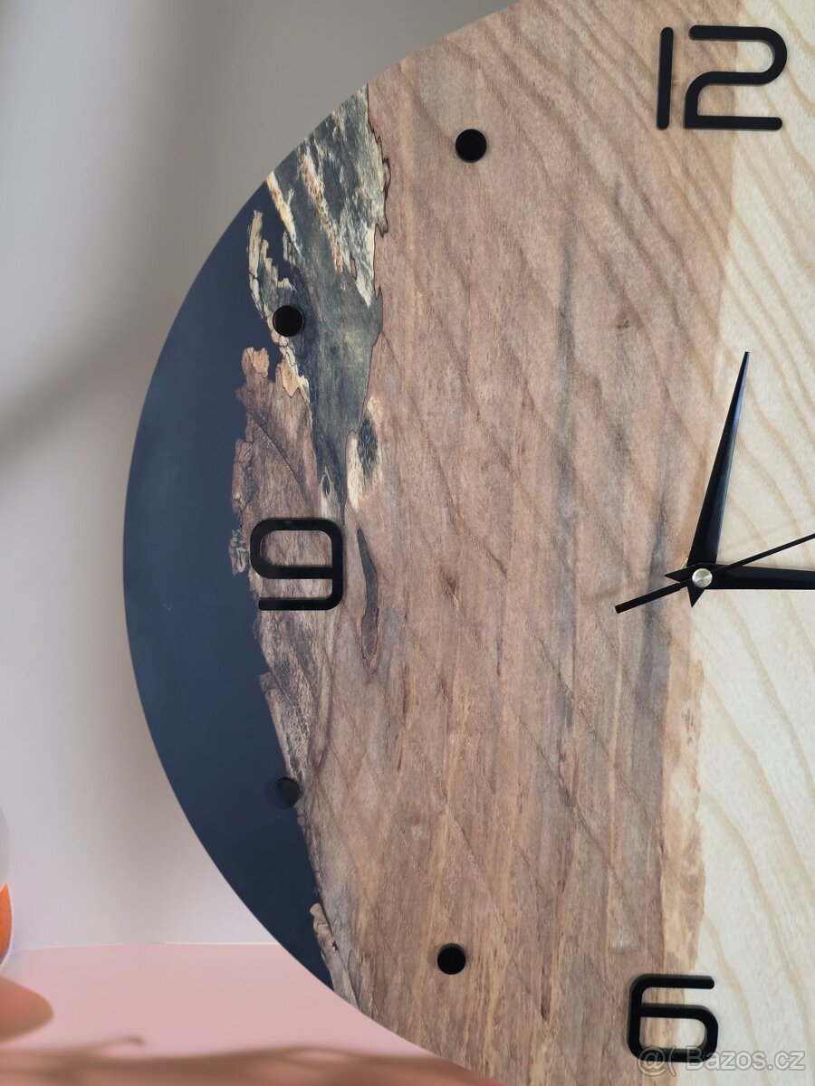 epoxidové hodiny jasan - BLACK and WOOD 36,5 cm - 2