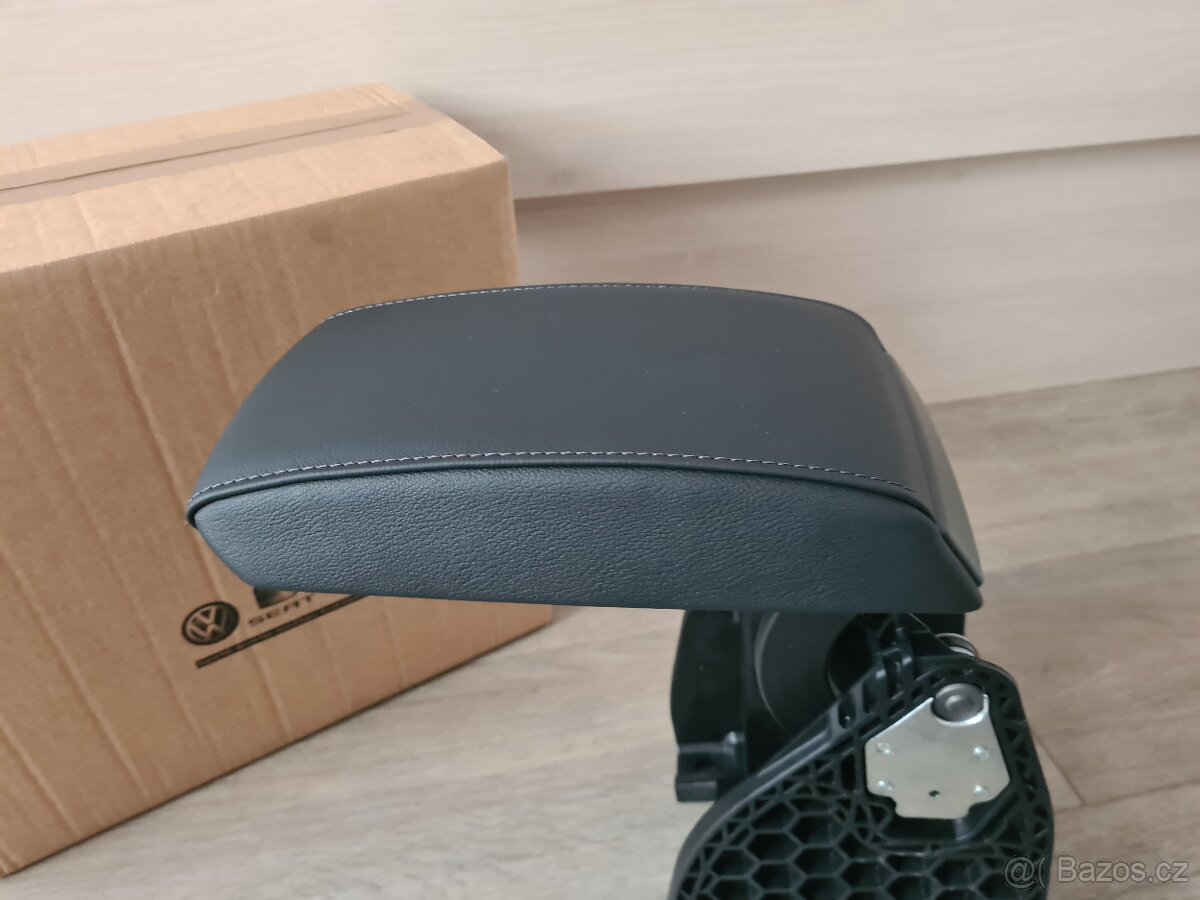 NOVÁ Loketní opěrka Octavia 2 Černá kůže RS - ORIGINÁL - 2