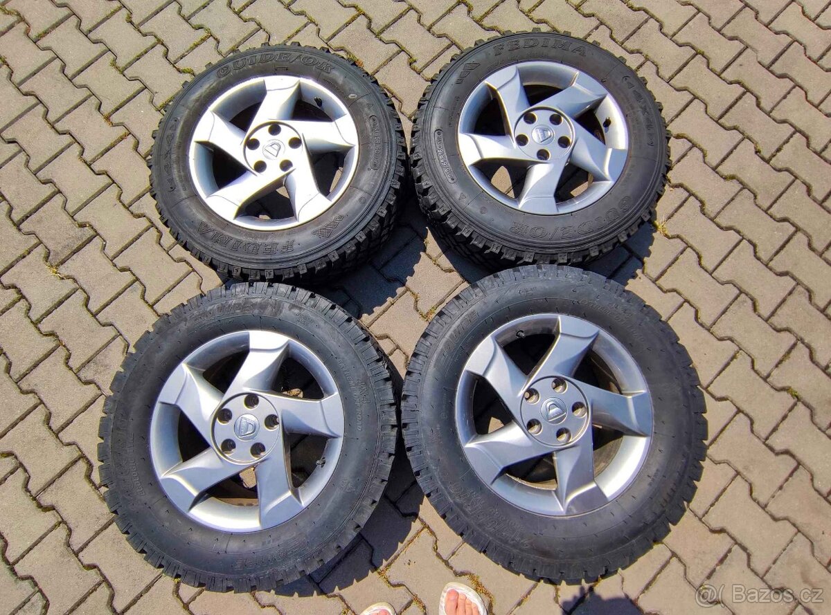Alu kola DACIA DUSTER 16" + offroad zimní pneu 215/65/16 - 2