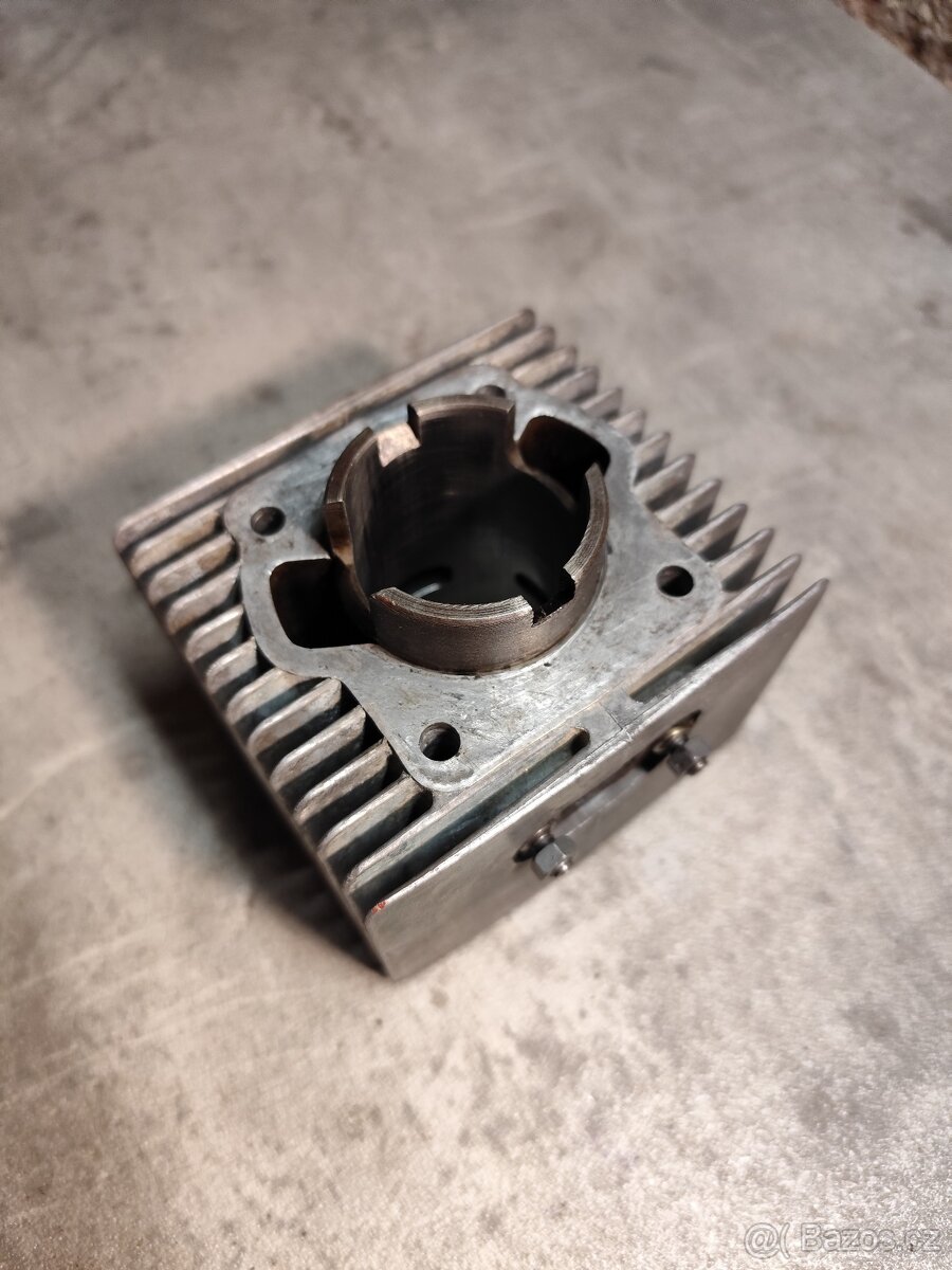 Válec Babetta 207 - 2