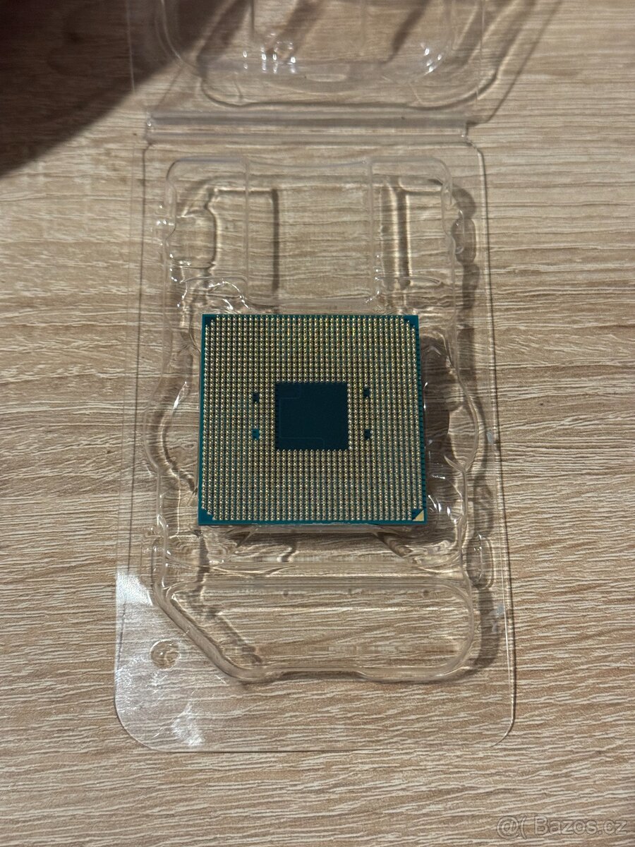 Ryzen 3 2200G - 2