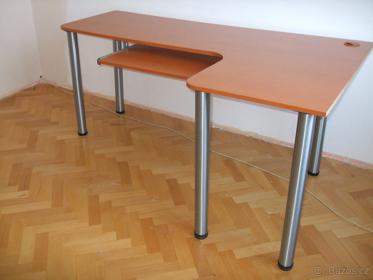 Prodám psací stůl - 2