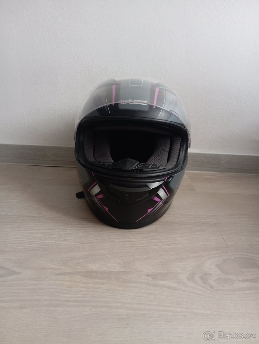 Integrální motocyklová helma - 2