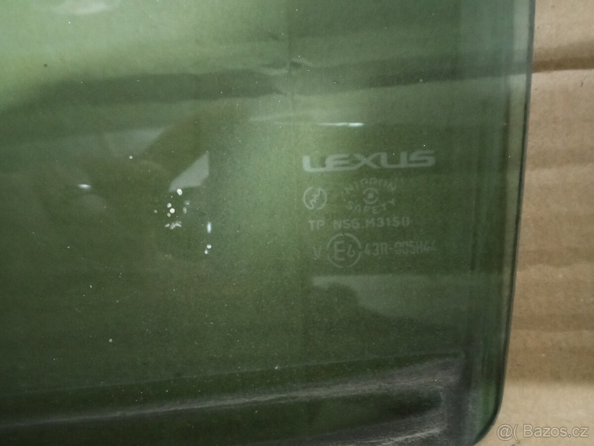 Zadní okno LEXUS IS LEVÉ - 2