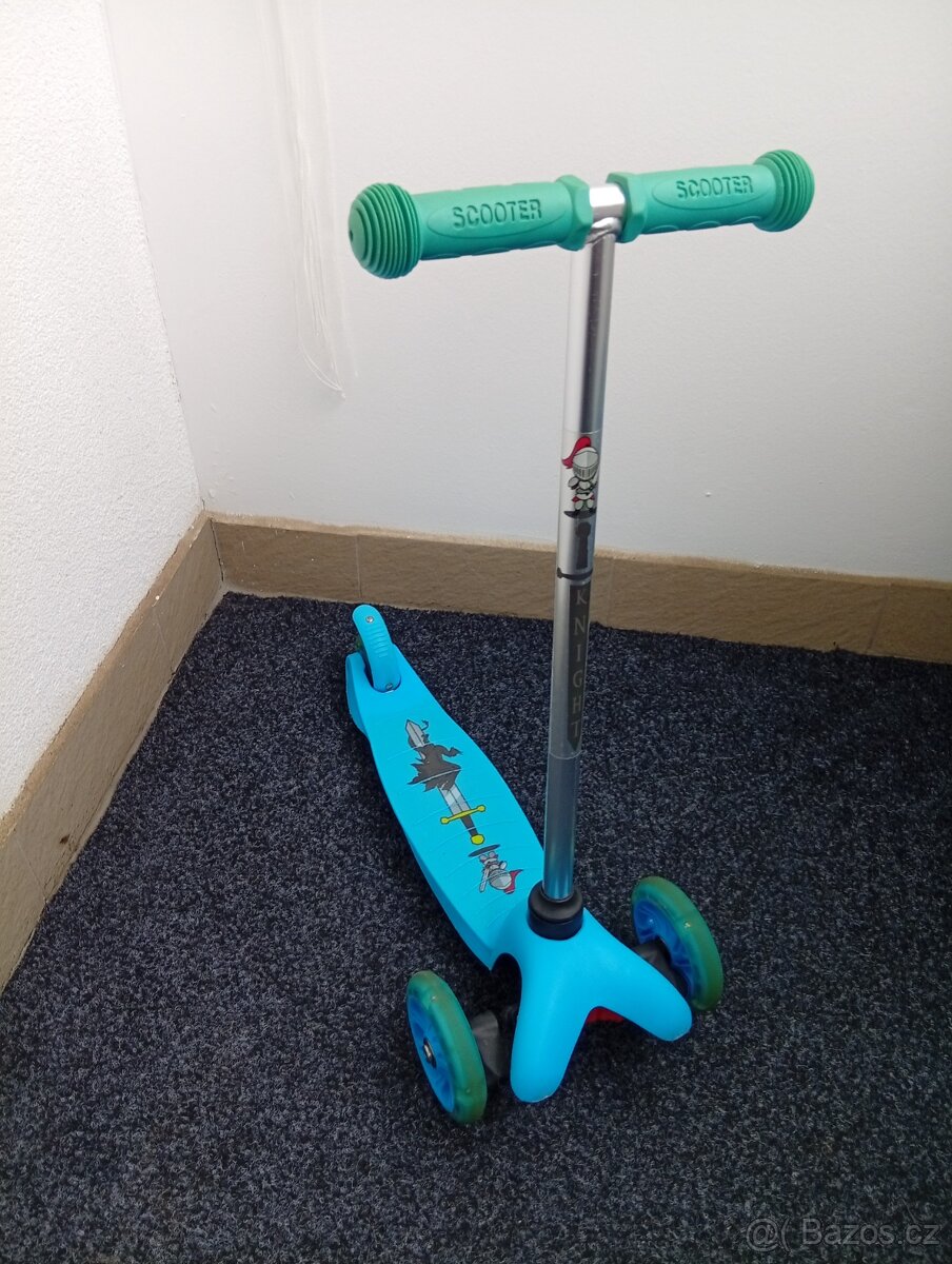 Tříkolová koloběžka - 2