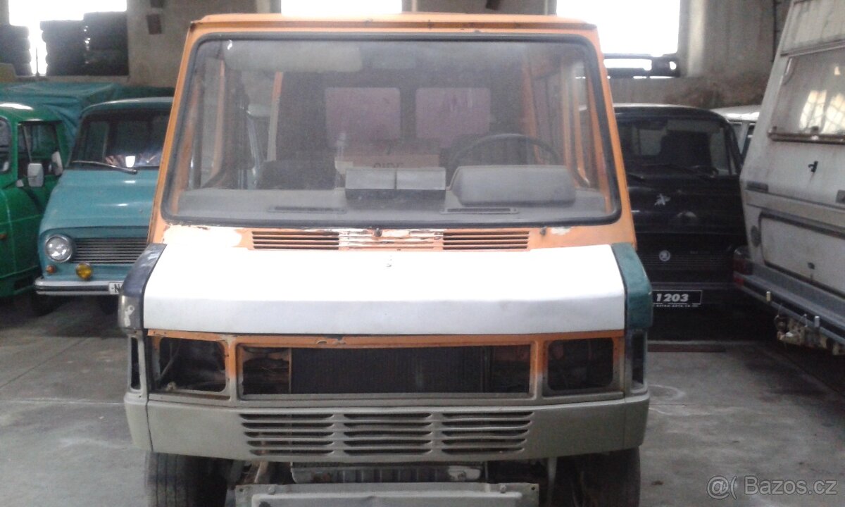 MERCEDES-BENZ 207D....208D - 2