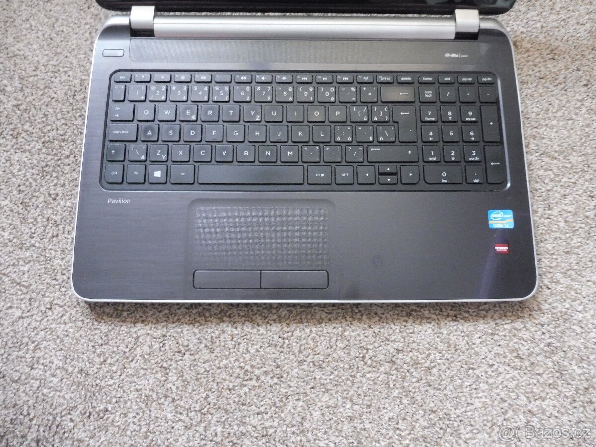 HP Pavollion 15 - 2