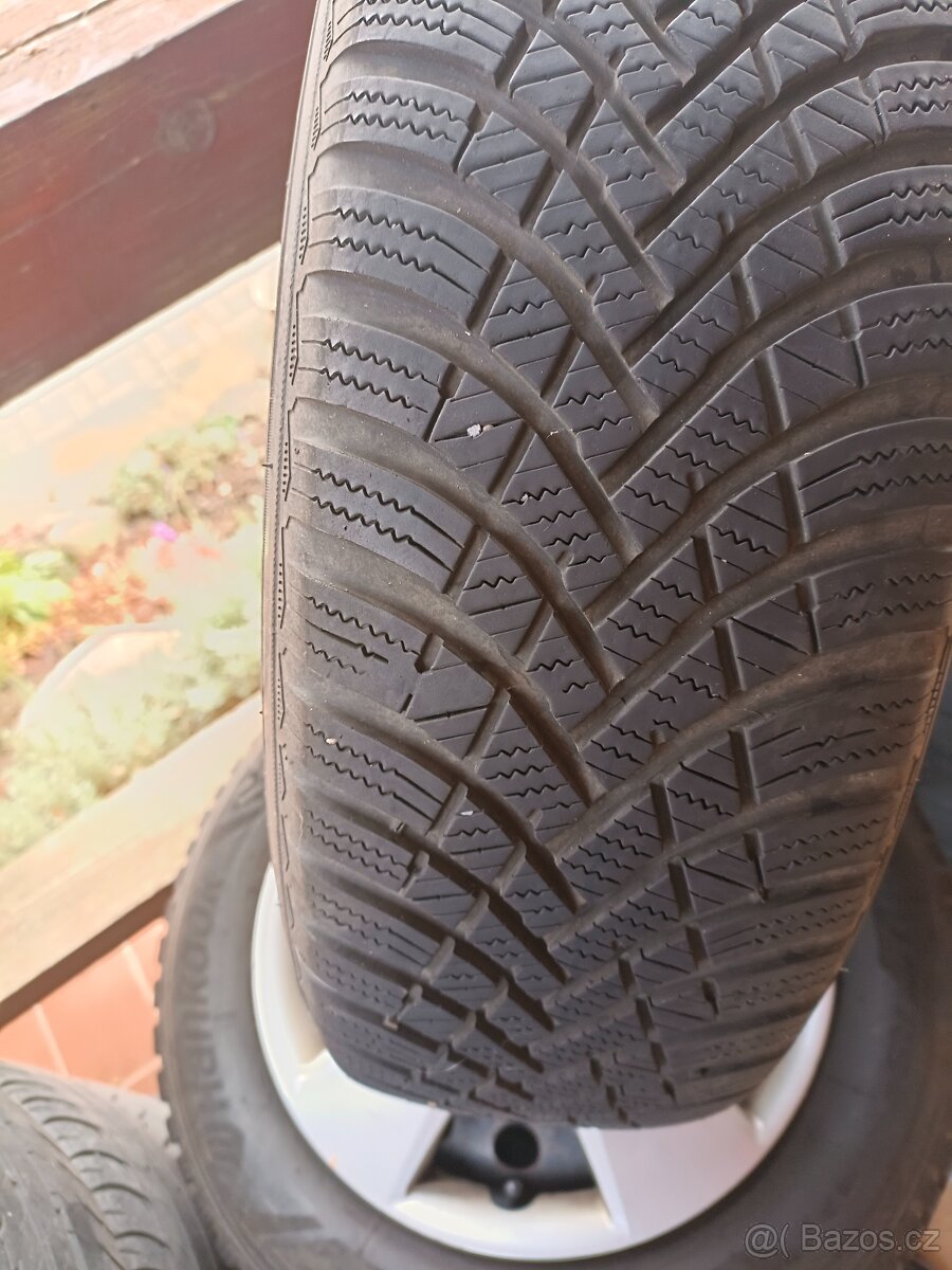 Zimní pneu 185/65 R15 - 2