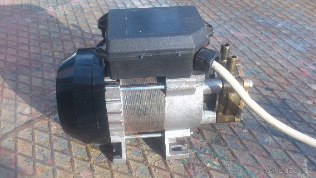 Čerpadlo na vodu 220V - 2
