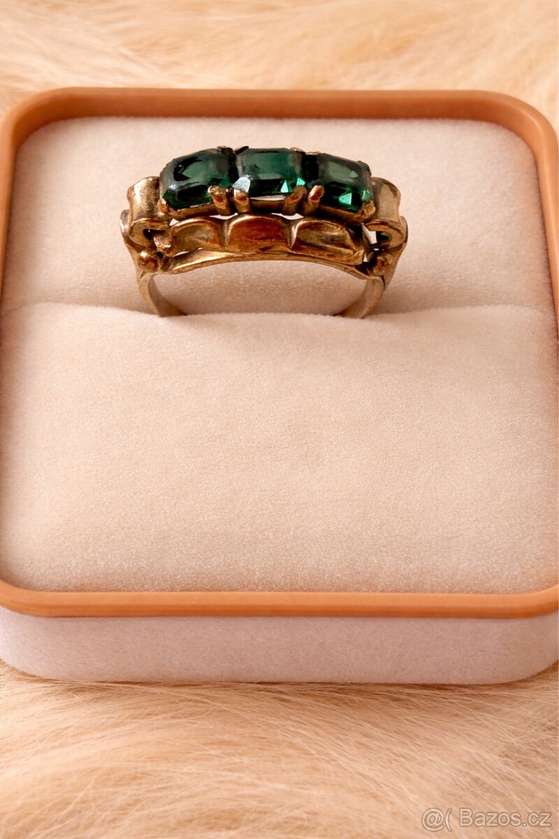 Zlatý starožtiný “podvazkový” prsten - 2