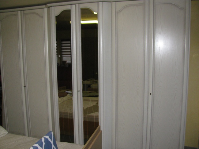 Šatní skříň - 2