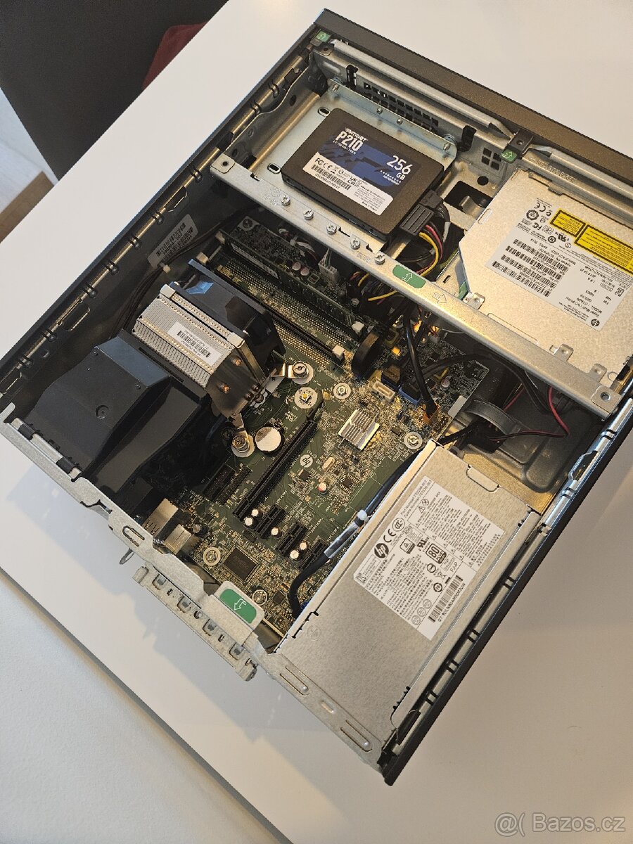 HP ProDesk - komplet s monitorem - 2