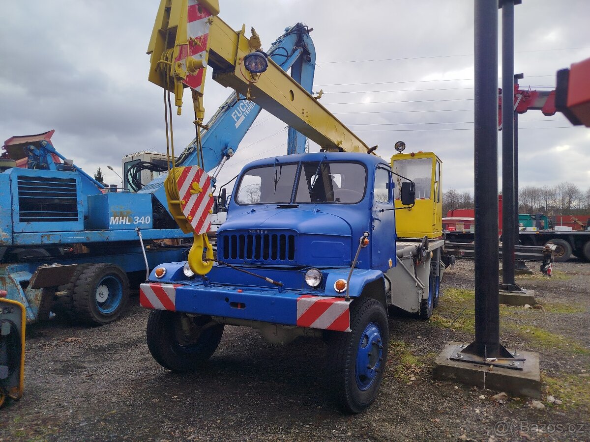 Praga V3S AD 080 autojeřáb - 2