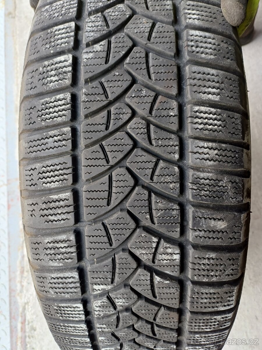 Subaru Outback 225 60 17 99H č.8 - 2