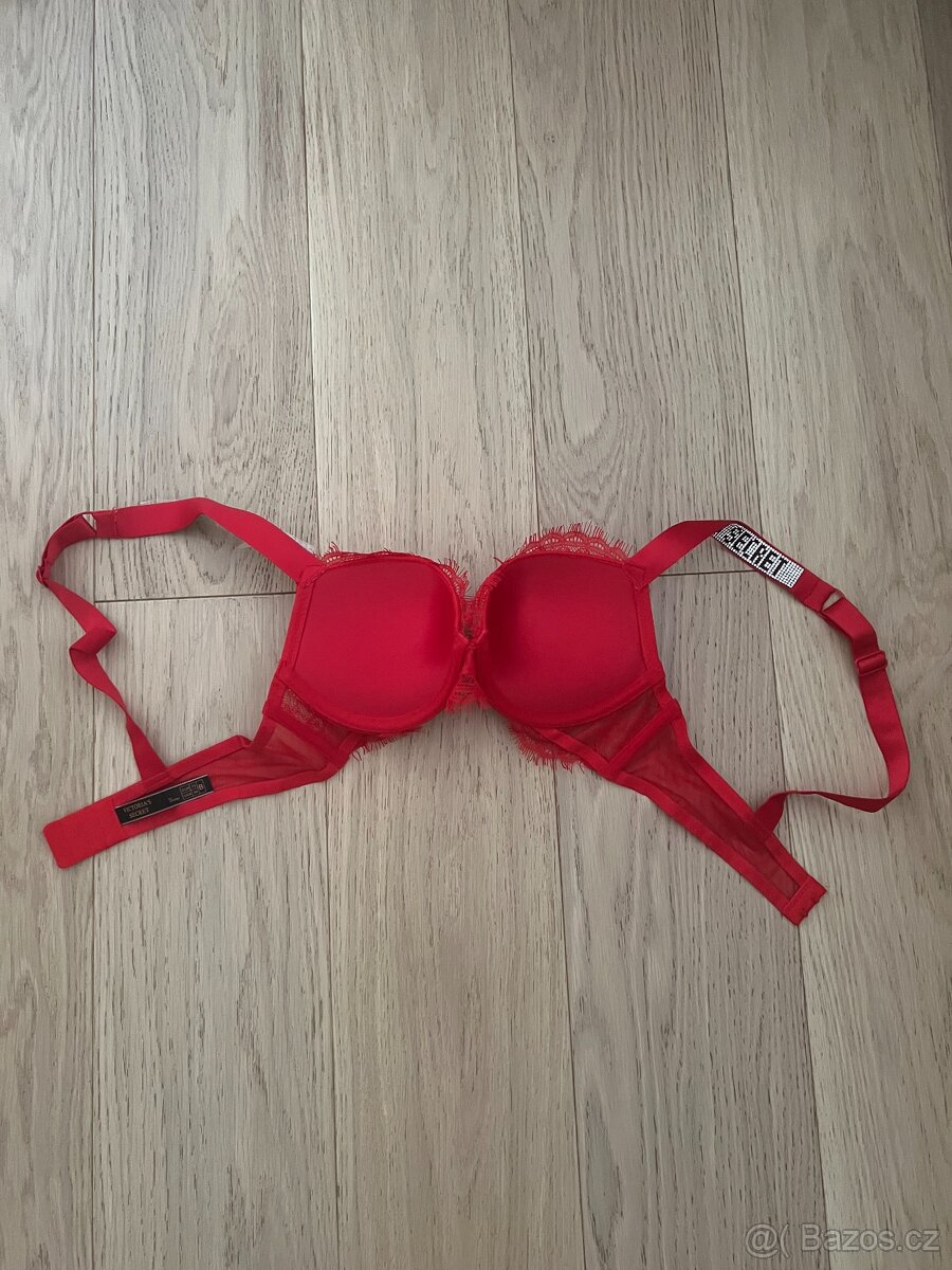 Victorias Secret Red Bra - 2