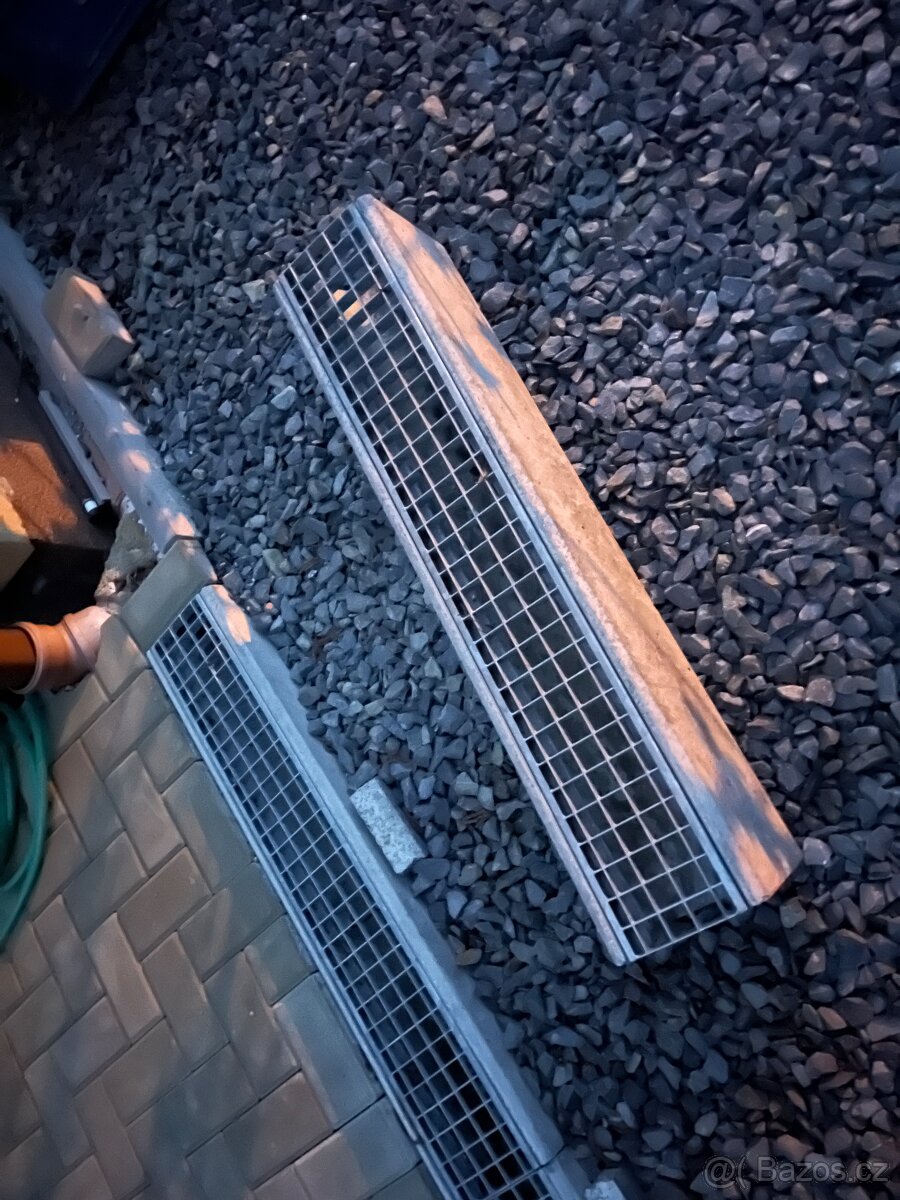 žlab s roštem pressbeton - 2