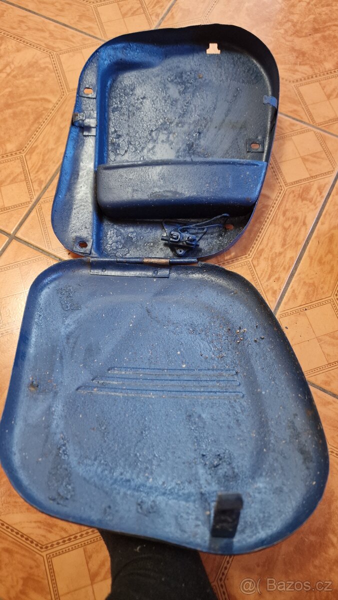 Kastlik na Jawa 250  350   modrý - 2