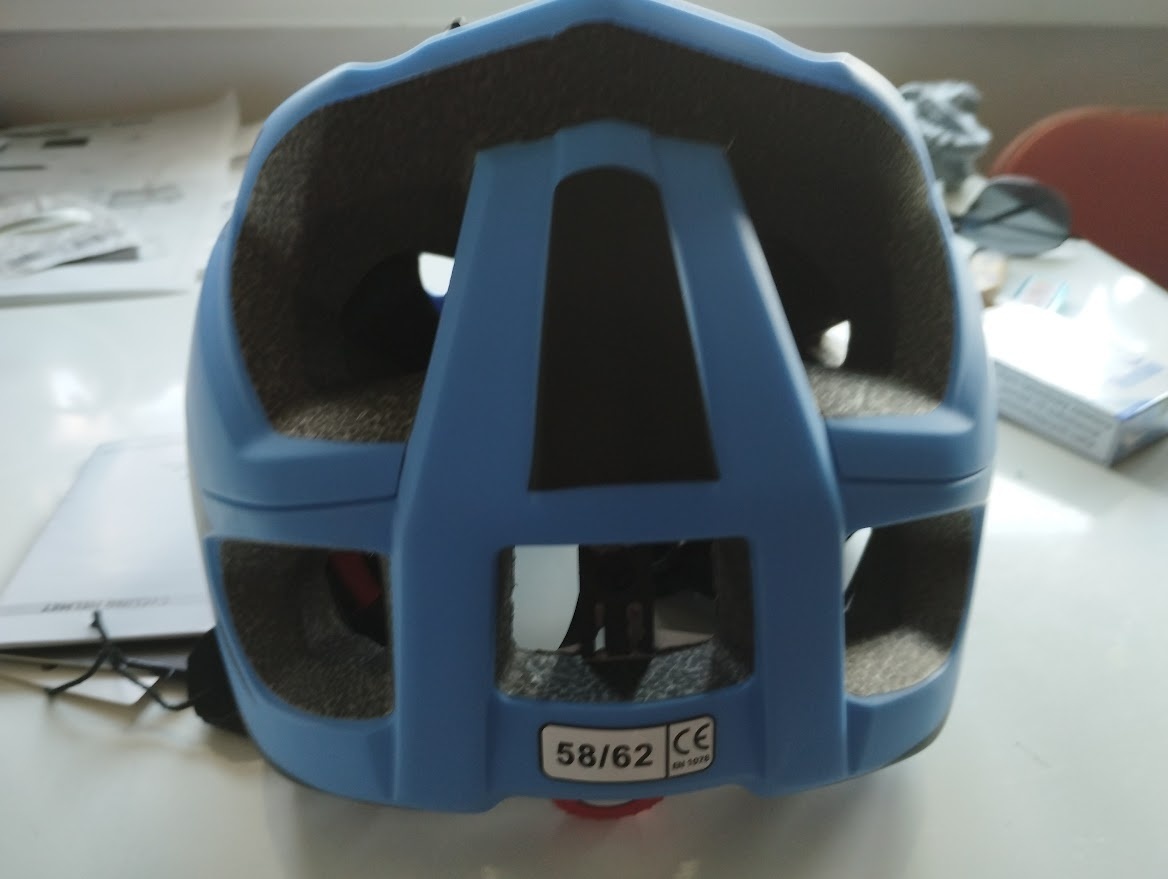 Cyklistická přilba BAT FOX Nová nepoužitá - 2