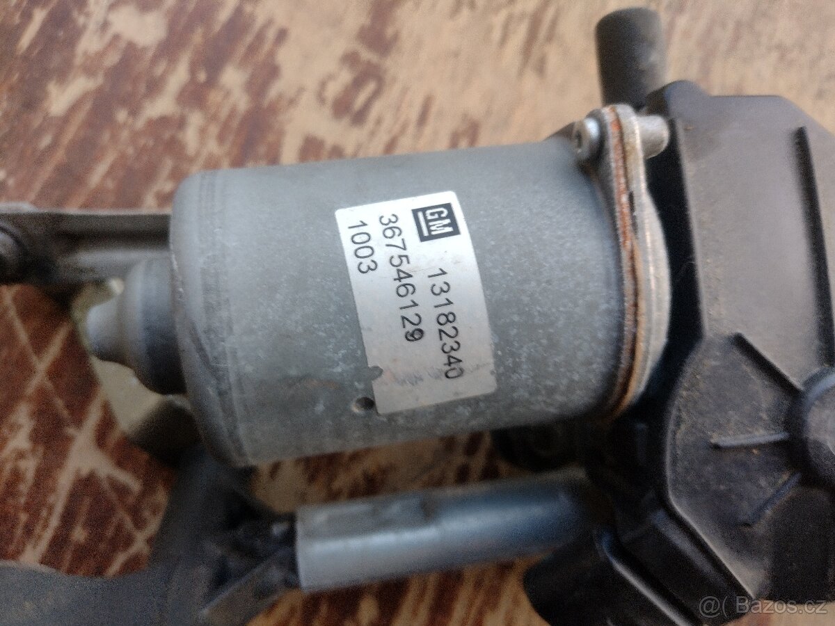 Táhla stěračů Opel - 2