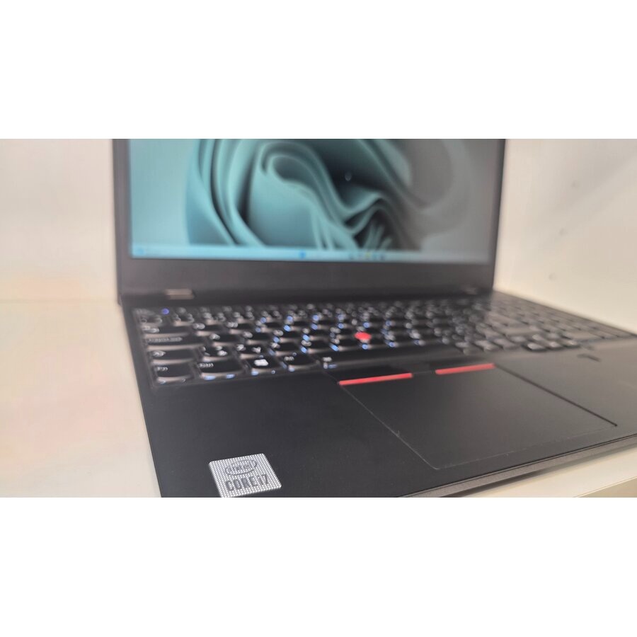 Lenovo ThinkPad P15V, i7-10750H, 64gb, 512gb, NVIDIA P620 - 2