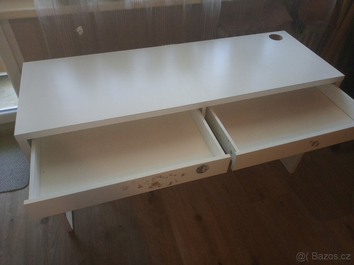 Psací stůl Ikea Micke bílý - 2