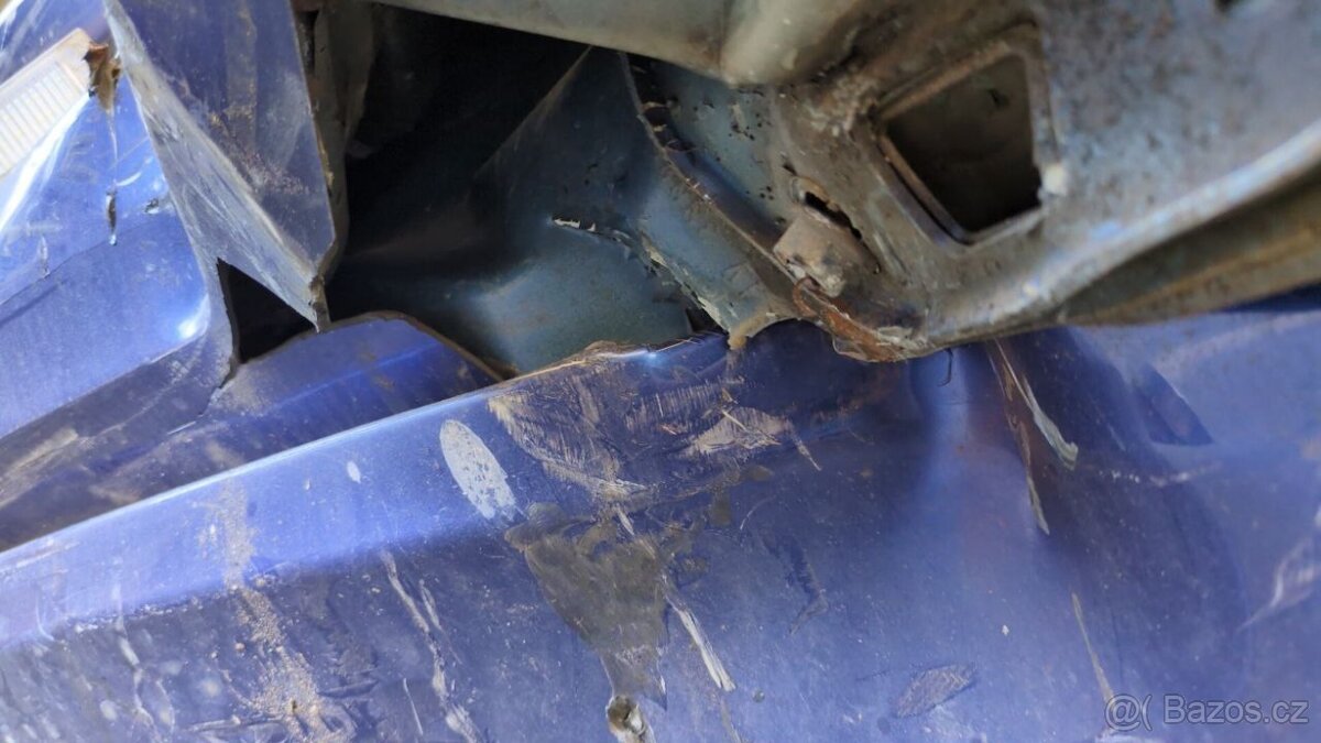 FIAT PUNTO 1.4 turbo, poškozený - 2