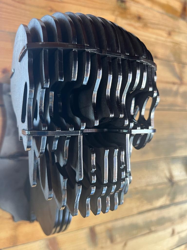 Držák přilby, helmy. - 2