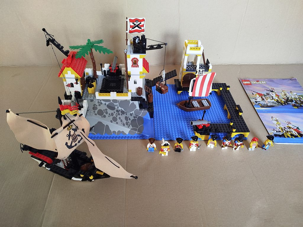 Lego 6277 Imperial Trading Post - 2