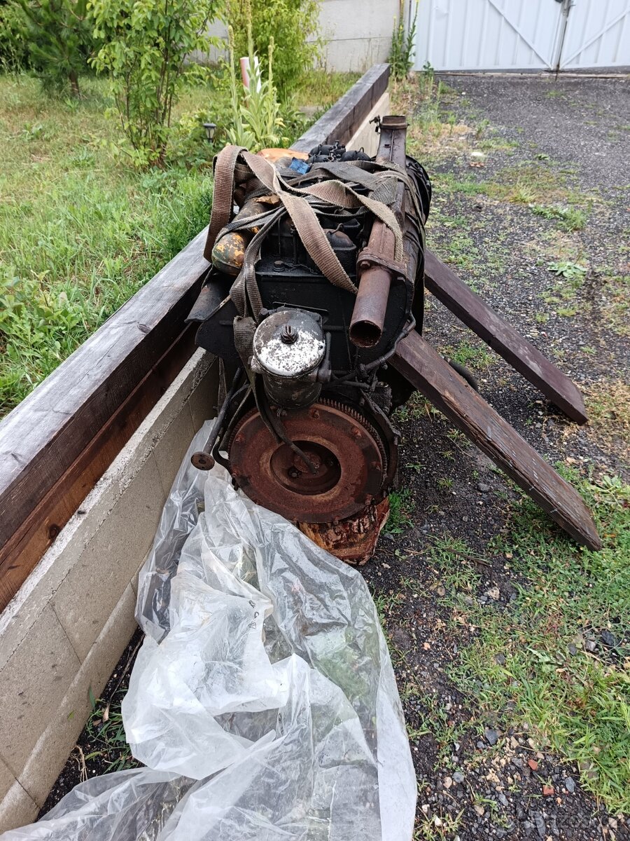 Praga V3S motor T912 - 2