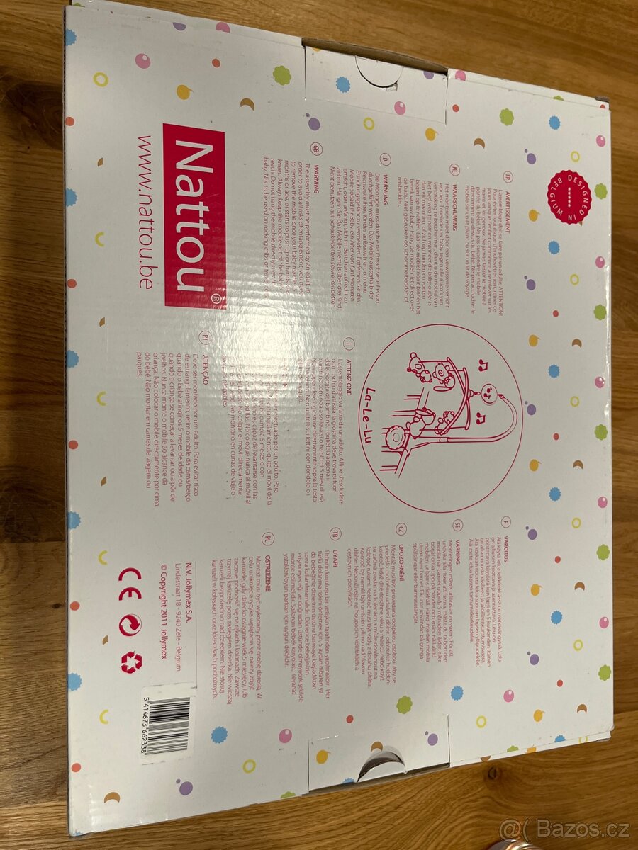 Novy hudebni kolotoc Nattou - 2