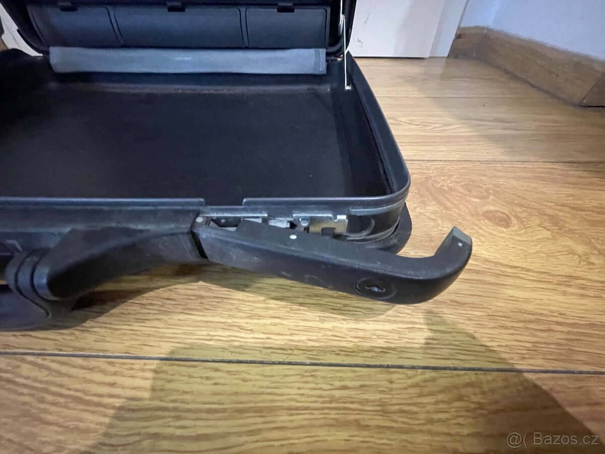 Kufr Samsonite 007 - 2