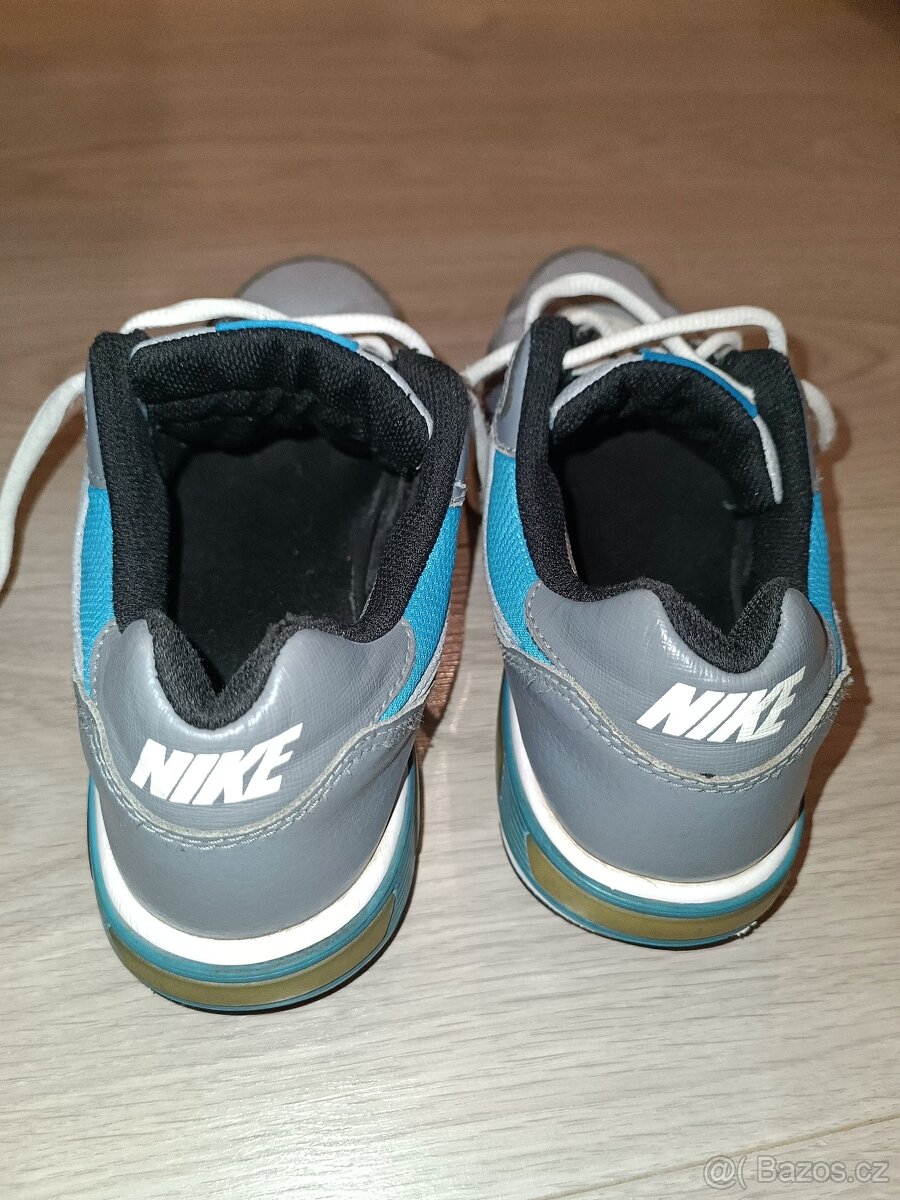 Boty tenisky Nike Nightgazer 38,5 - 2