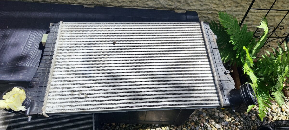Prodám na Seat Leon Cupra 1P 2.0tsfi intercooler orig.dil - 2