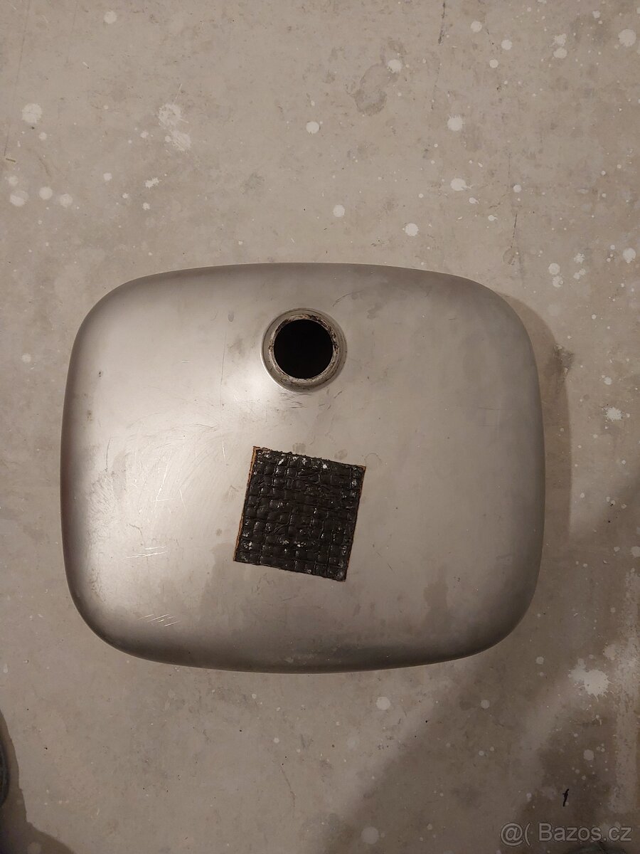 Dřez nerezový - 2