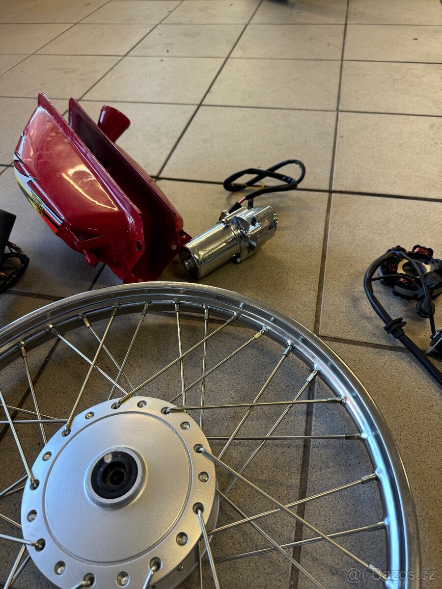 Jawa betka dily AKCE přední kolo 350kč - 2