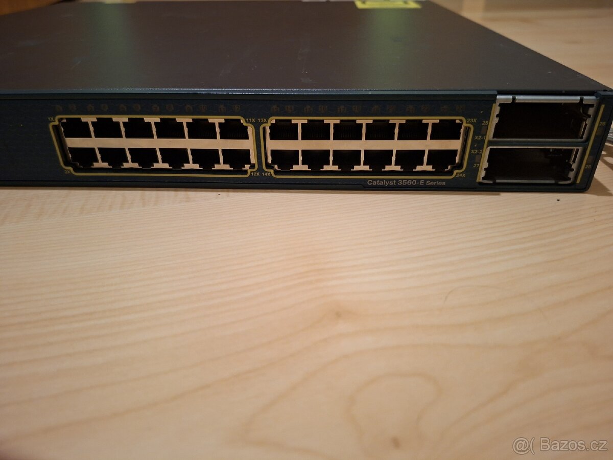 Gigabitový L3 Switch Cisco Catalyst 3650-E - 2