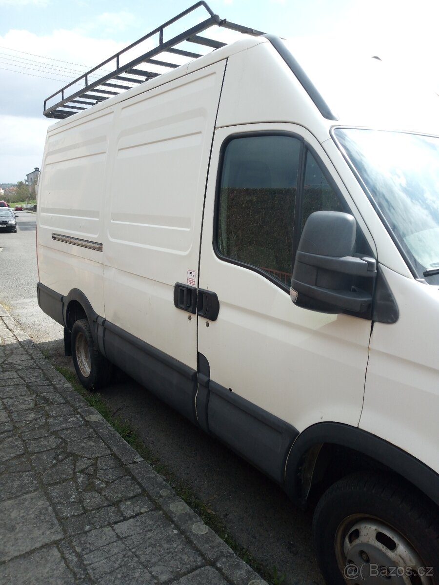 IVECO DAILY 35C13 R.V.2014-VADA PŘEVODOVKY - 2