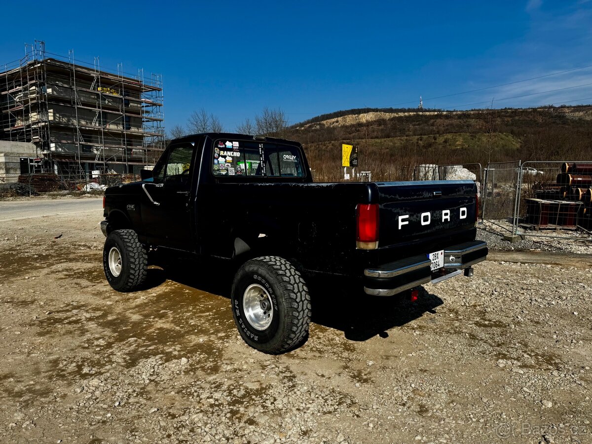 FORD F150 4x4 V8 5.0L 5q manuál rok 1989