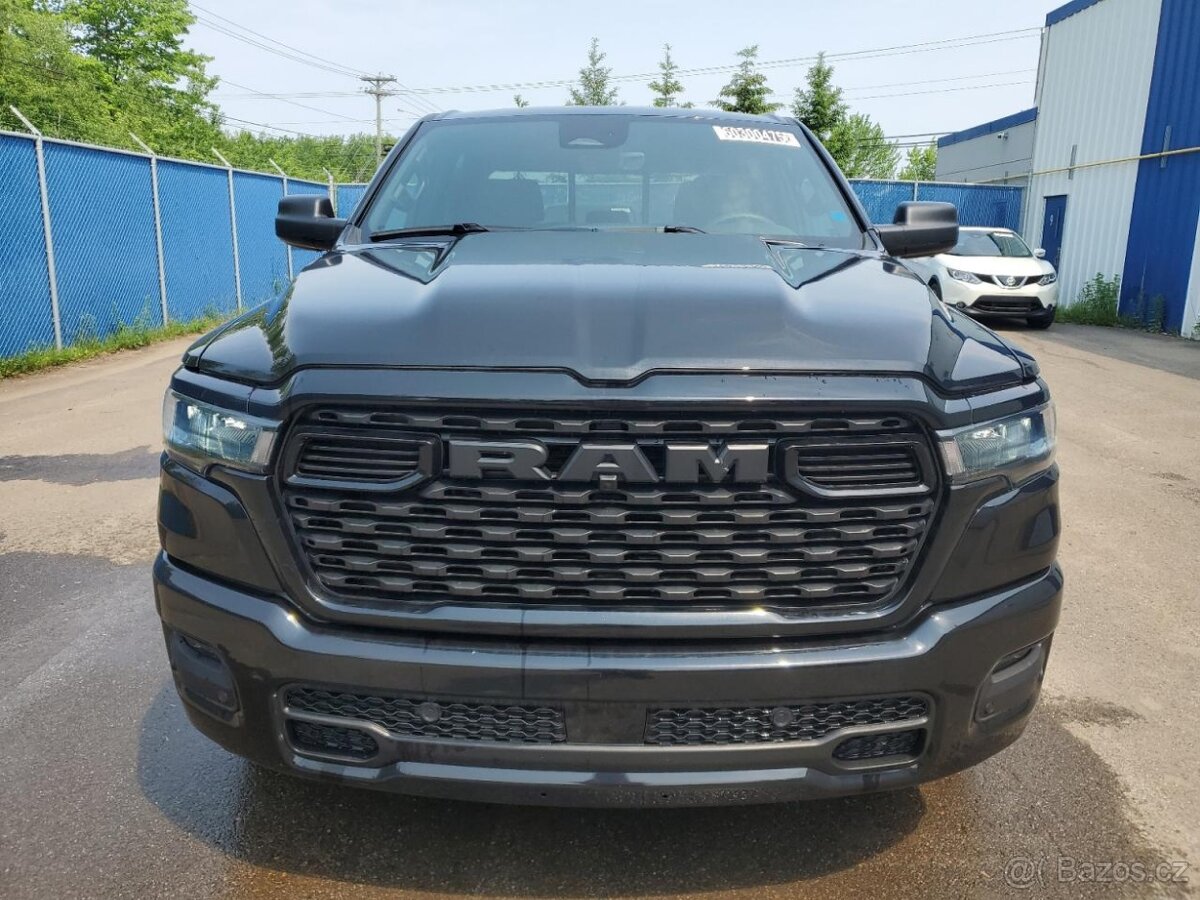 2025 RAM 1500 Tradesman 3.6L 4X4