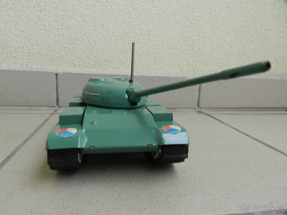 TANK T 54 - ITES r. 1968 ČSSR - 2