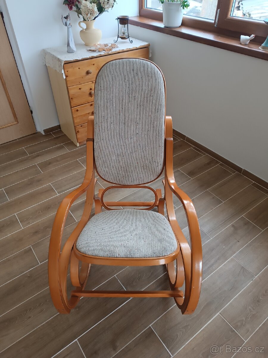 Houpací křeslo - 2