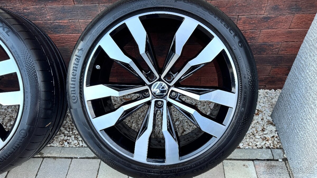 Kola originál VW Suzuka 20" 5x112 8,5J r20 ET38 včetněTPMS - 2